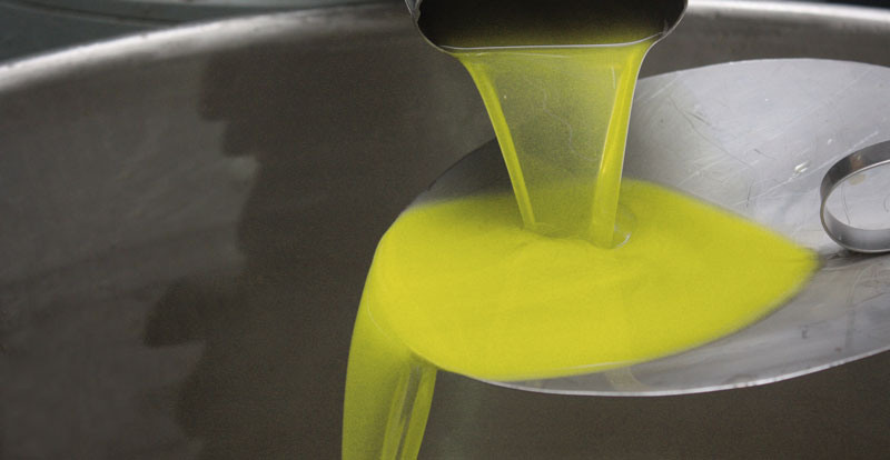 Prevent extra virgin olive oil from going rancid